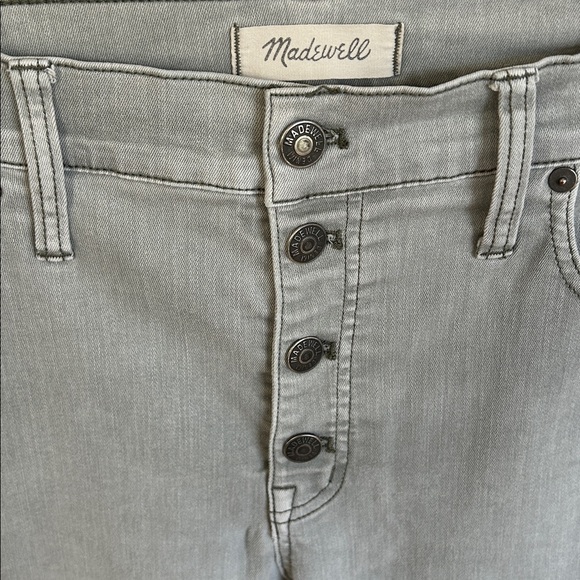Madewell Jean. Size 32. 27” inseam. Stretch. Excellent Condition. - Picture 3 of 6